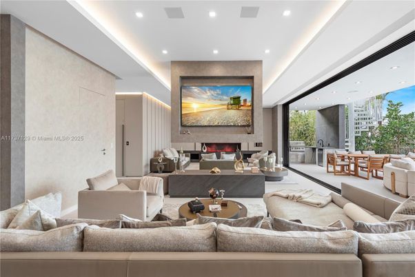 Fireplace, Interior, Living room, Recessed Lighting