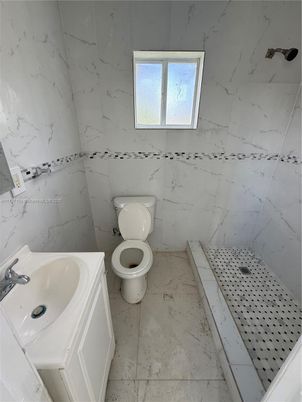 Bathroom, Interior, Marble Walls