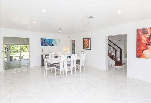 Dining room, Interior, Marble, Recessed Lighting