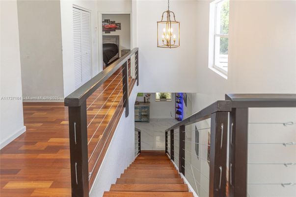 Interior, Pendant Lights, Wood Texture Flooring