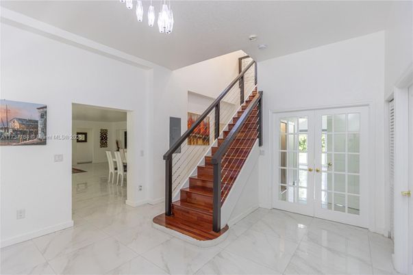 Dining room, Interior, Marble
