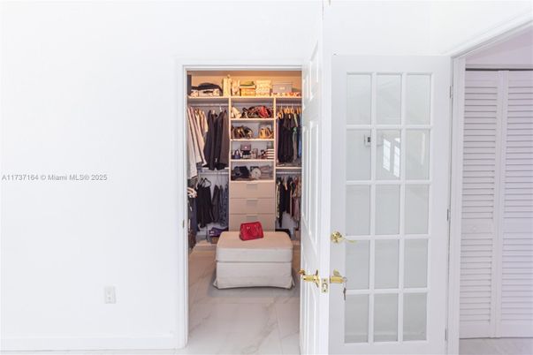 Interior, Marble, Walk-in Closets