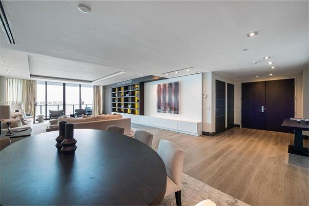 Dining room, Interior, Living room, Recessed Lighting, Wood Texture Flooring