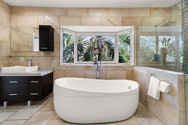 Bathroom, Free Standing Baths, Glass Shower, Interior