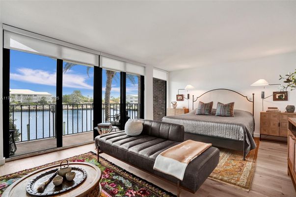 Bedroom, Interior, Water, Wood Texture Flooring