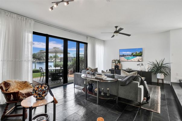 Dining room, Interior, Living room, Water