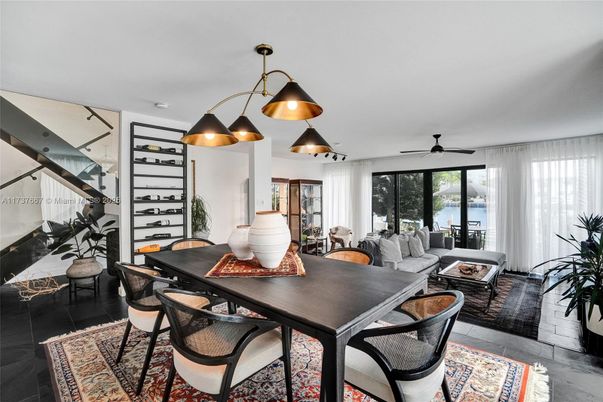 Dining room, Interior, Living room, Pendant Lights