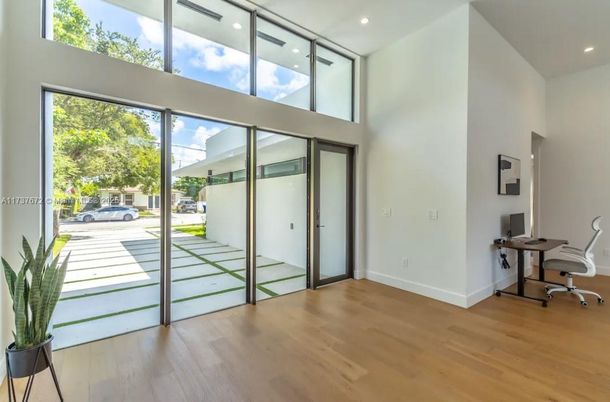 Home Office, Interior, Recessed Lighting, Wood Texture Flooring