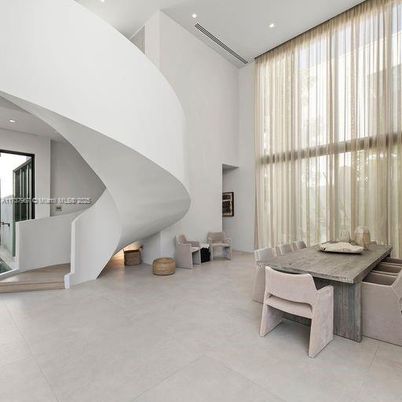 Dining room, Interior, Recessed Lighting