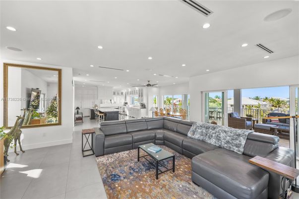 Interior, Kitchen, Living room, Recessed Lighting