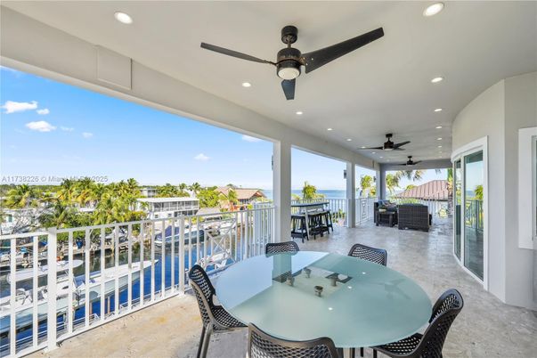 Dining room, Exterior, Interior, Recessed Lighting