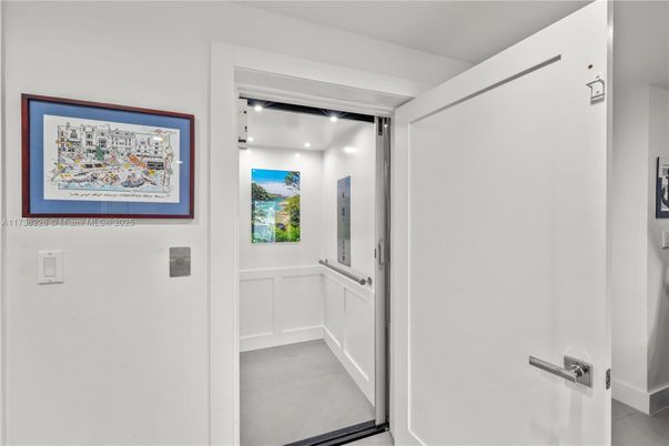 Elevator, Interior, Recessed Lighting