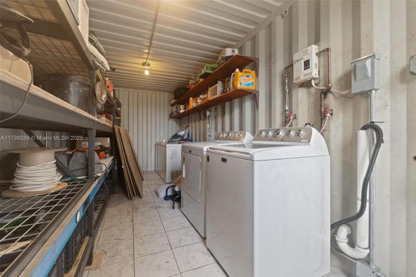 Interior, Washer