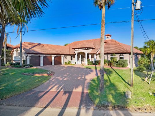 Attached, Backyard, Exterior, Facade, Mediterranean