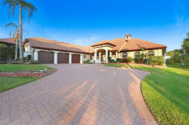 Attached, Backyard, Exterior, Facade, Mediterranean