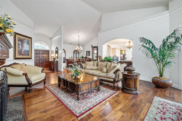 Chandelier, Dining room, Interior, Living room, Wood Texture Flooring