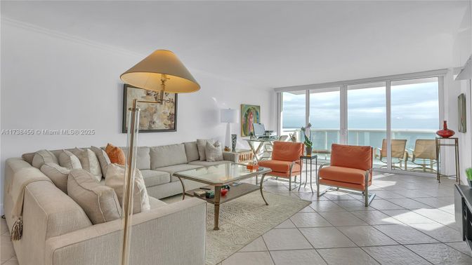 Interior, Living room, Water
