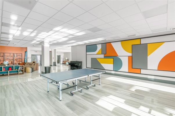Game Room, Interior, Wood Texture Flooring