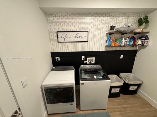 Interior, Washer