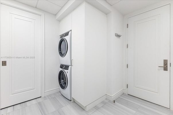 Interior, Utility Closets, Washer