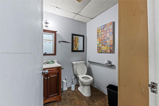 Bathroom, Interior