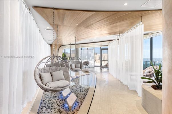 Interior, Pendant Lights, Recessed Lighting, Wooden Ceilings