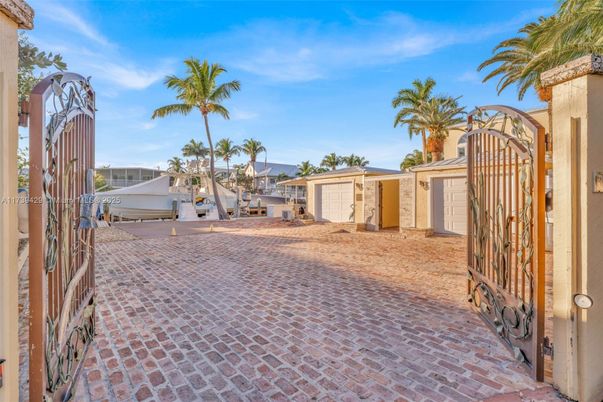 Backyard, Detached Garage, Exterior