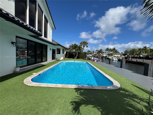 Exterior, Pool, Water