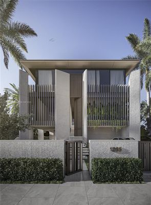 Exterior, Facade, Modern