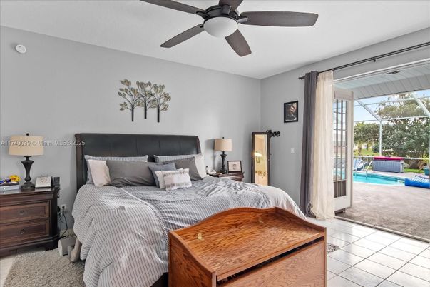 Bedroom, Interior, Sun Room