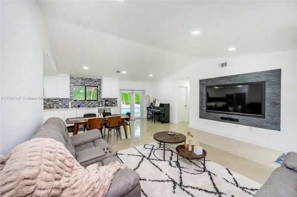 Dining room, Interior, Living room, Recessed Lighting