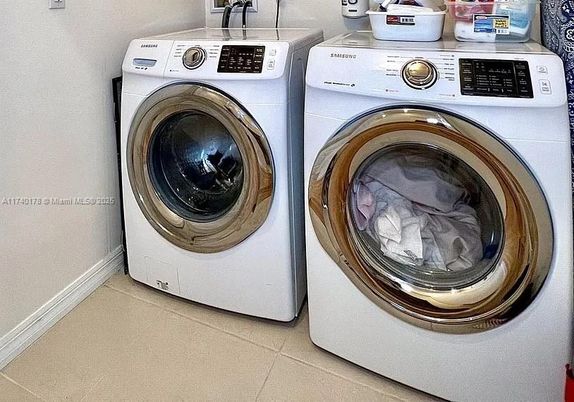 Interior, Washer