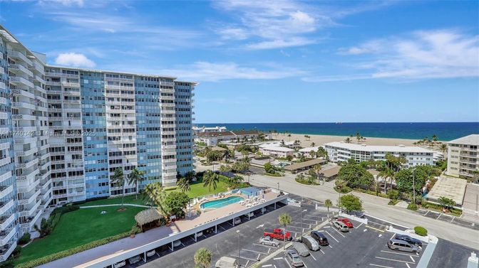Water, Exterior, Pool, Other, Skyline