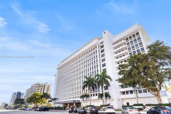 Exterior, Facade, Condo Building