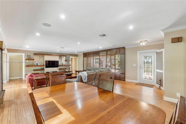 Dining room, Interior, Living room, Recessed Lighting, Wood Texture Flooring