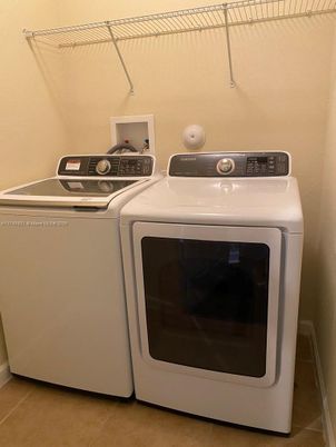 Interior, Washer