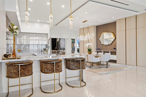 Dining room, Interior, Kitchen, Pendant Lights, Recessed Lighting