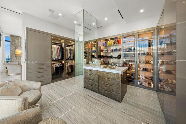 Interior, Recessed Lighting, Walk-in Closets