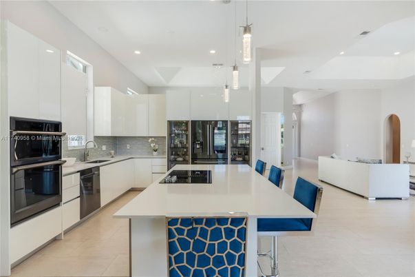 Interior, Kitchen, Living room, Pendant Lights, Recessed Lighting