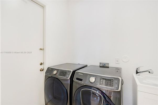Interior, Washer