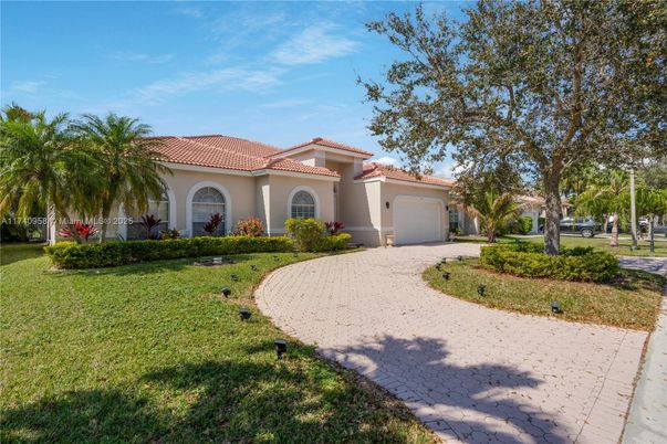 Attached, Backyard, Exterior, Facade, Mediterranean