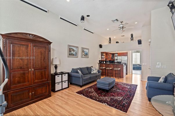 Interior, Living room, Recessed Lighting, Wood Texture Flooring