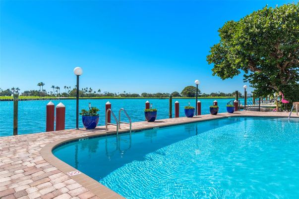 Exterior, Lake, Pool