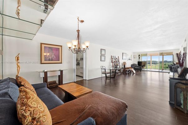 Chandelier, Dining room, Interior, Living room, Wood Texture Flooring