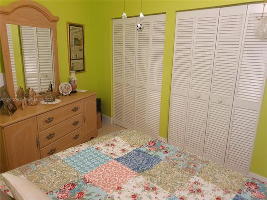 Bedroom, Interior, Pendant Lights