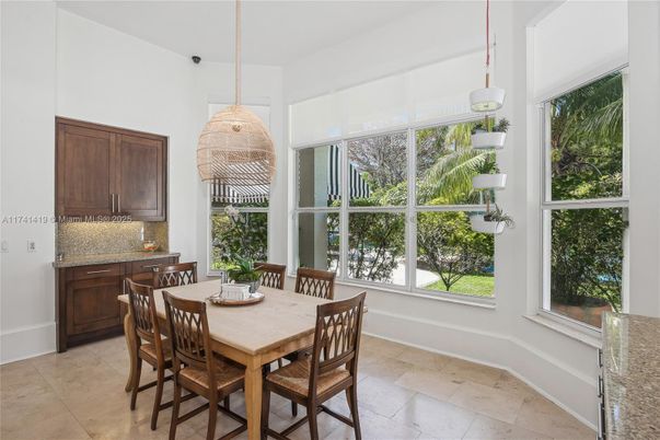 Dining room, Interior, Pendant Lights