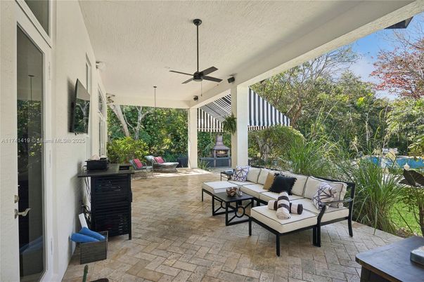 Exterior, Fireplace