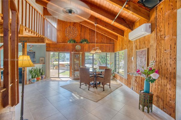 Dining room, Interior, Wooden Beams, Wooden Ceilings, Wooden Walls
