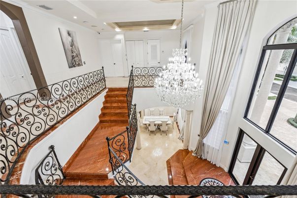 Chandelier, Interior, Recessed Lighting
