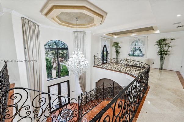 Chandelier, Interior, Recessed Lighting